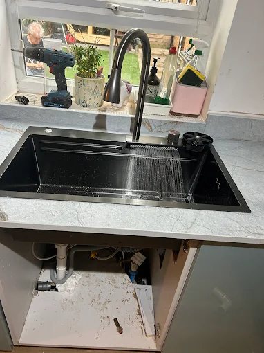 New kitchen sink and tap installation